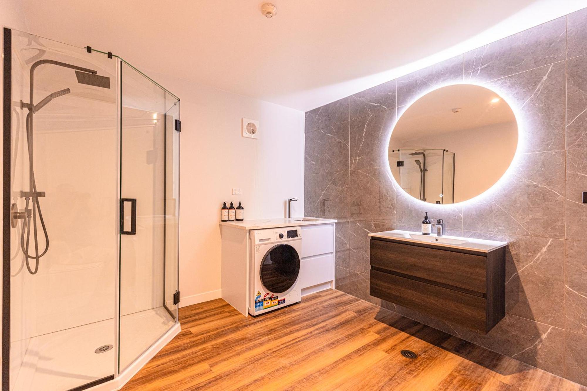 Johnston Apartments - Award-Winning Building, Your Unforgettable Stay Whanganui Luaran gambar
