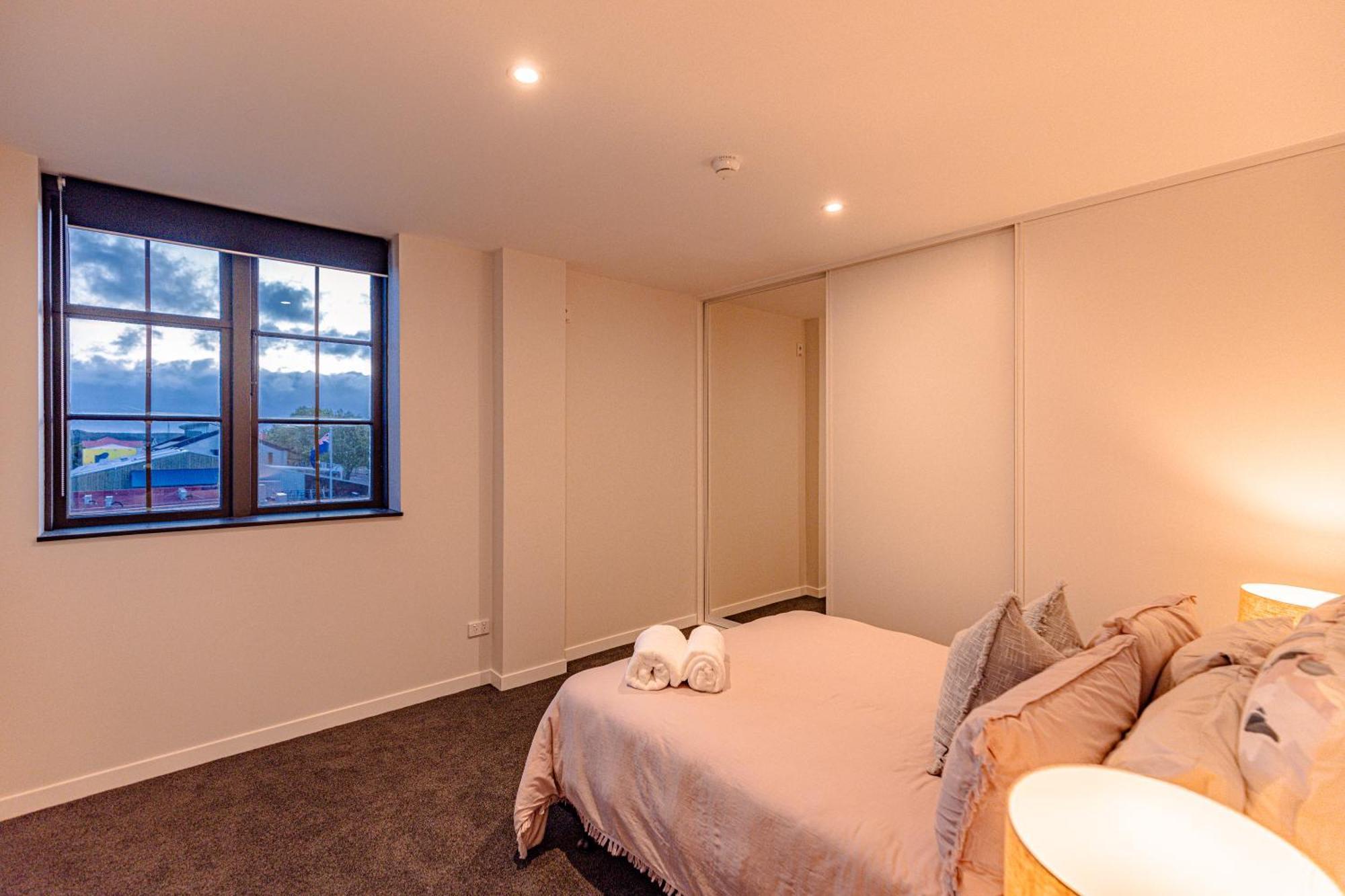 Johnston Apartments - Award-Winning Building, Your Unforgettable Stay Whanganui Luaran gambar